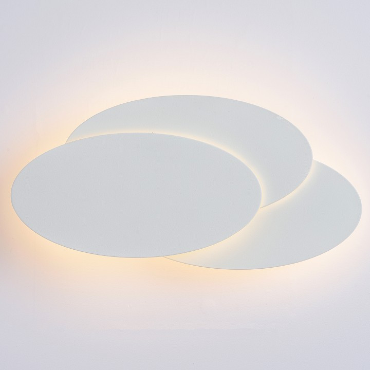 Накладной светильник Arte Lamp Trio A1719AP-1WH